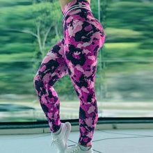 Load image into Gallery viewer, PinkCamou Leggings